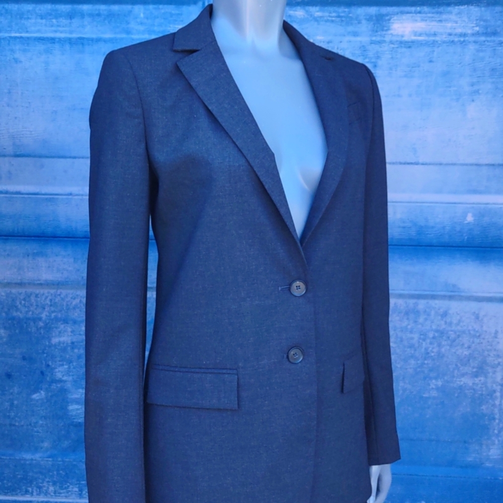 Ann Taylor Ladies (2) Button Wool 🦙 Luxury Blazer.